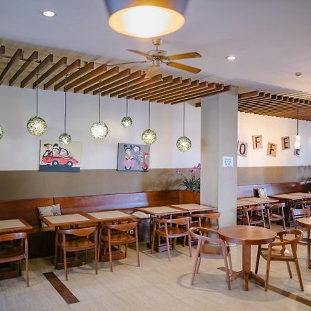 Biz Hotel City Center Ambon Eksteriør billede
