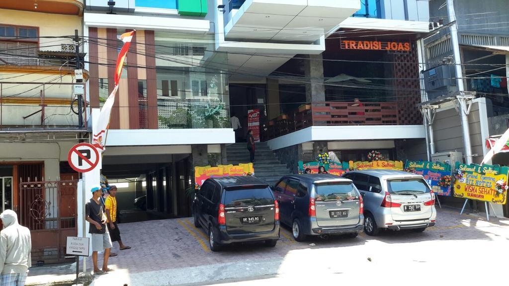 Biz Hotel City Center Ambon Eksteriør billede