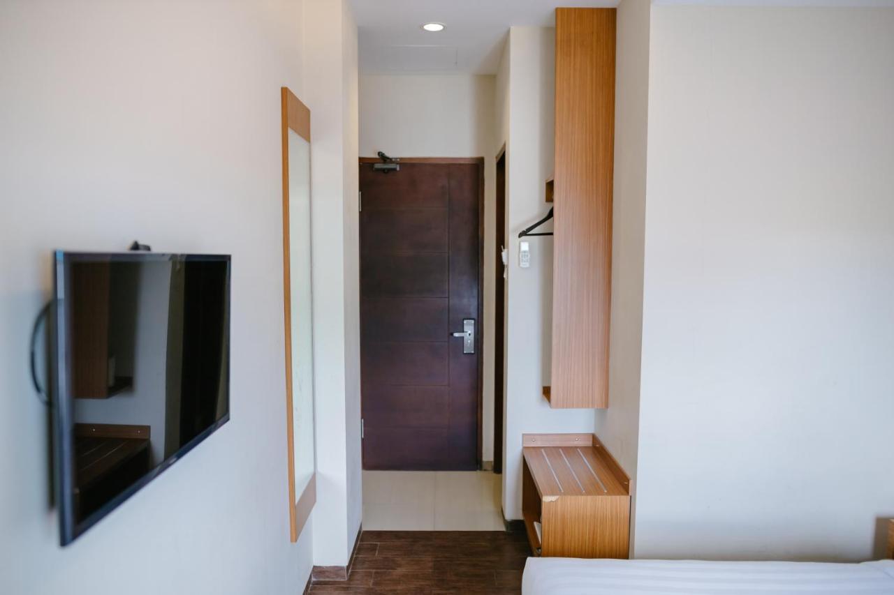 Biz Hotel City Center Ambon Eksteriør billede