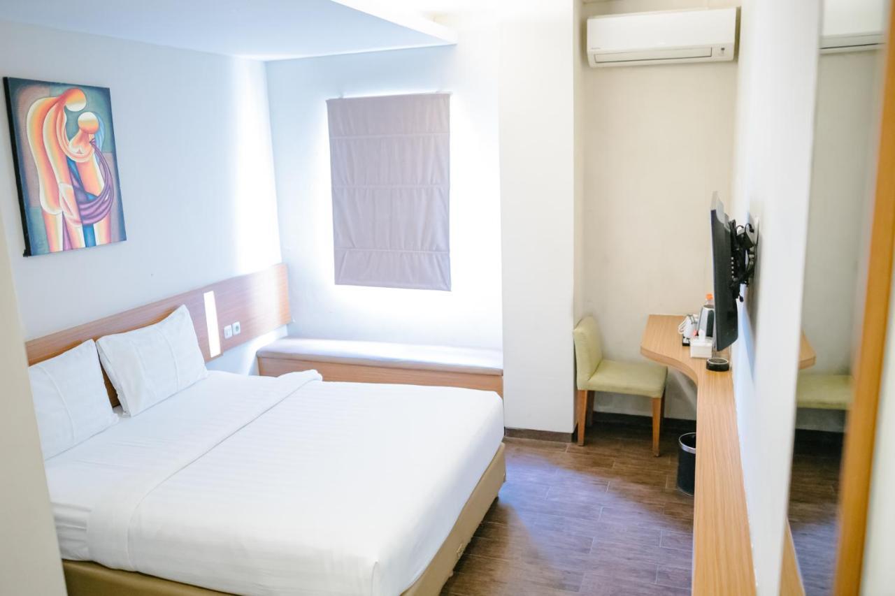 Biz Hotel City Center Ambon Eksteriør billede