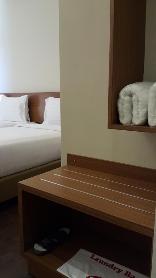 Biz Hotel City Center Ambon Eksteriør billede