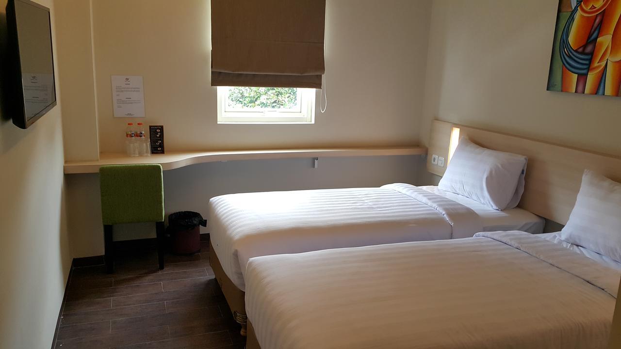 Biz Hotel City Center Ambon Eksteriør billede