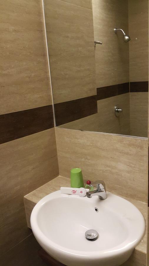 Biz Hotel City Center Ambon Eksteriør billede