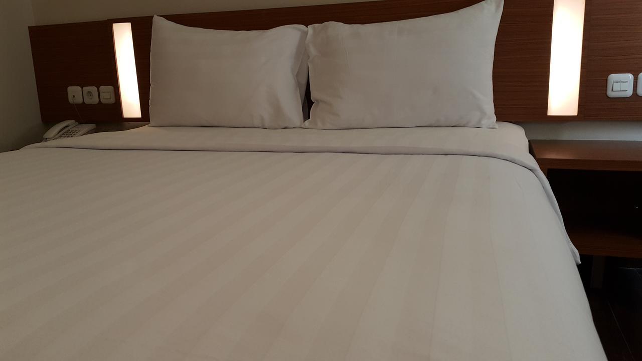 Biz Hotel City Center Ambon Eksteriør billede